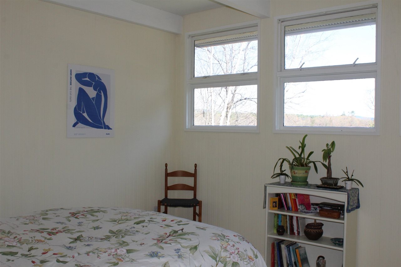 27 Hillside Road Norwich, VT 05055 - Photo 13 of 26