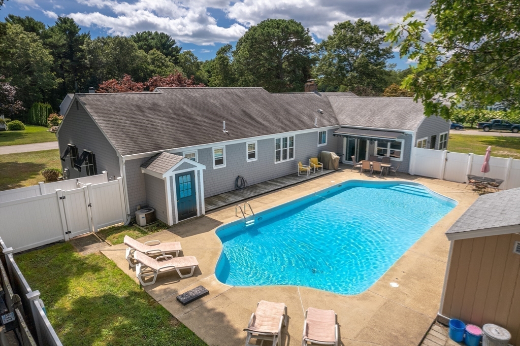 56 Seth Parker Road Barnstable, MA 02632 - Photo 2 of 33