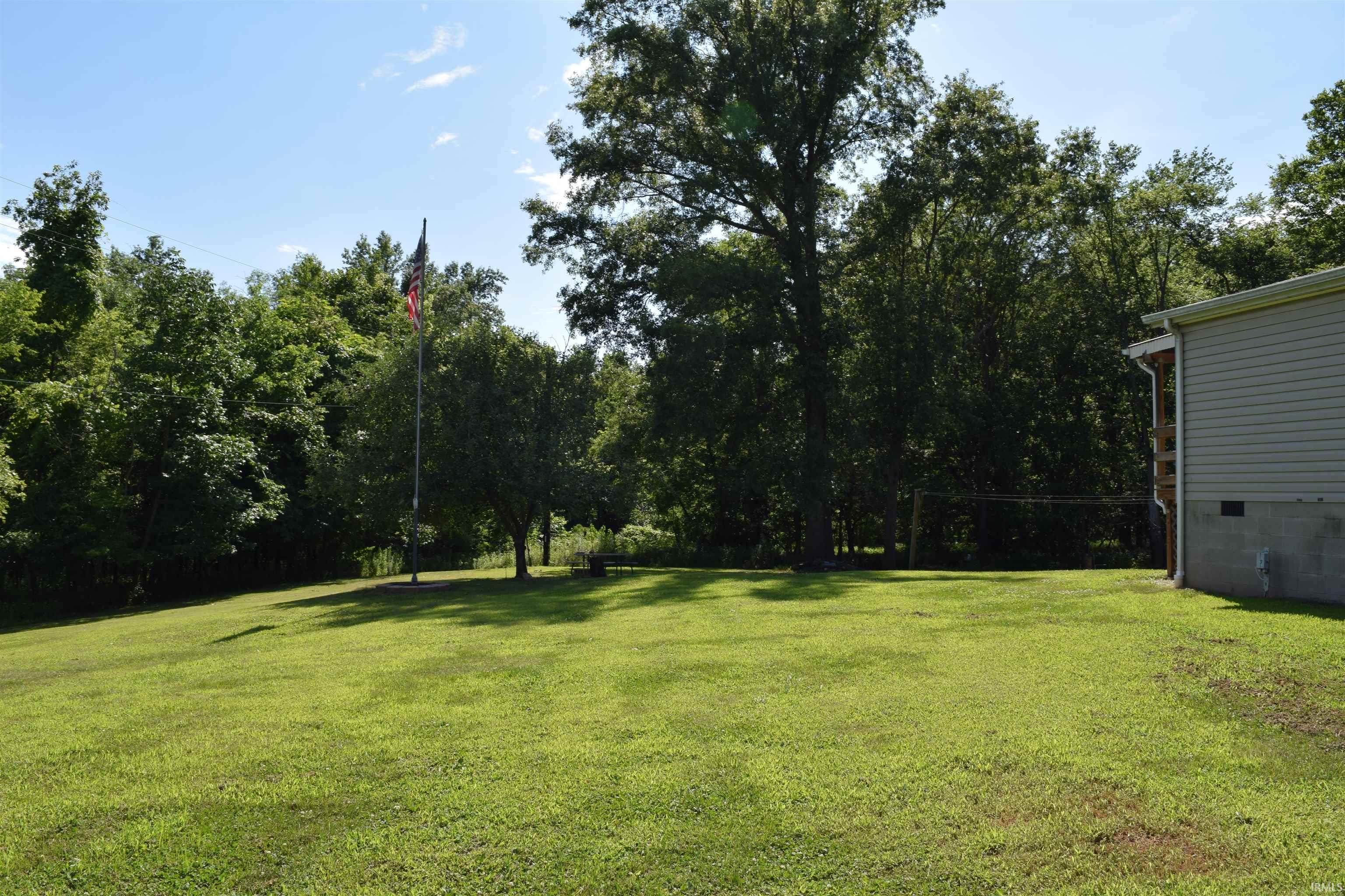 12701 Crow Road Mount Vernon, IN 47620 - Photo 10 of 29