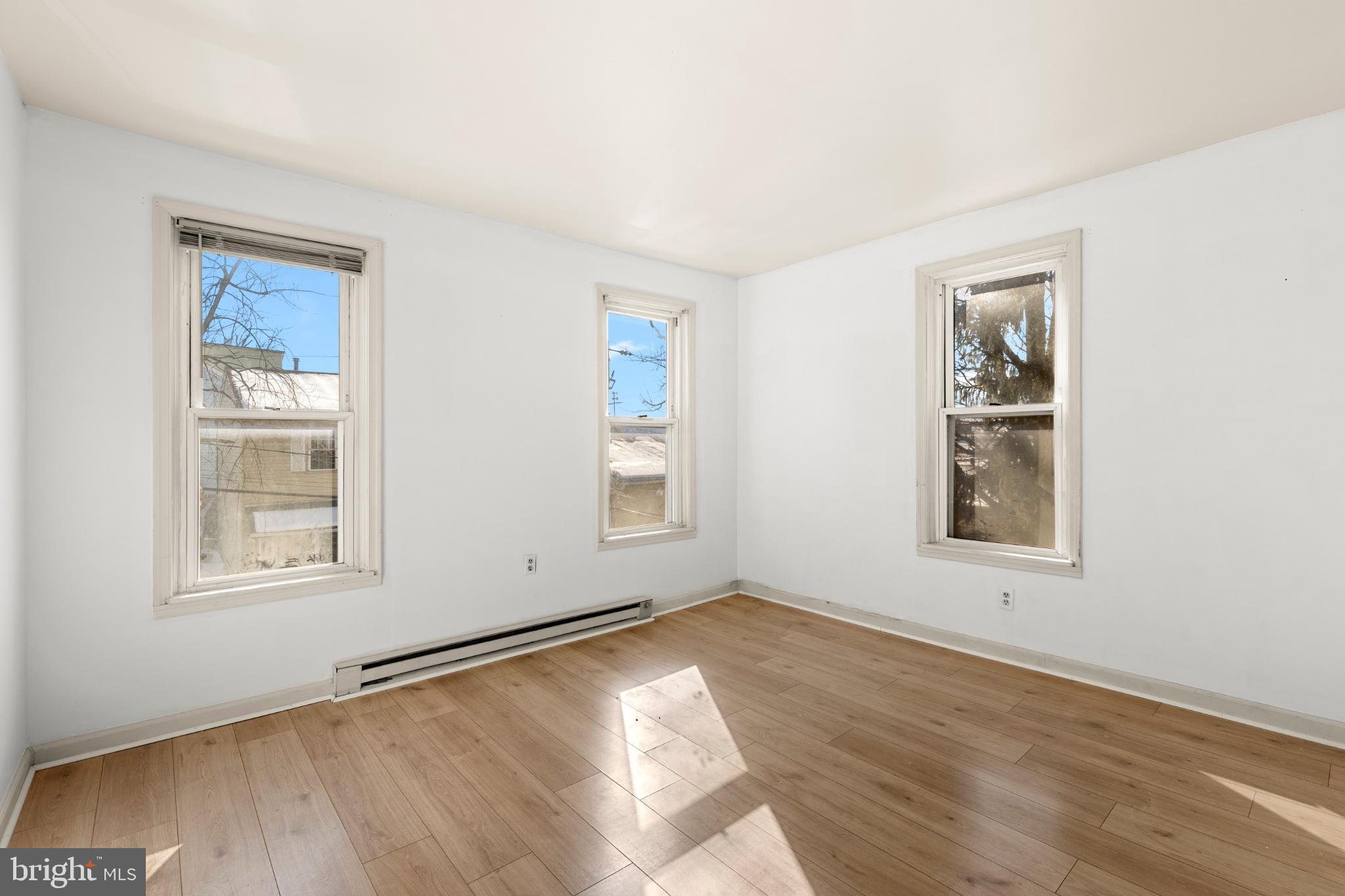 117 Walnut Street Steelton, PA 17113 - Photo 12 of 32 Apartment B - Living Room