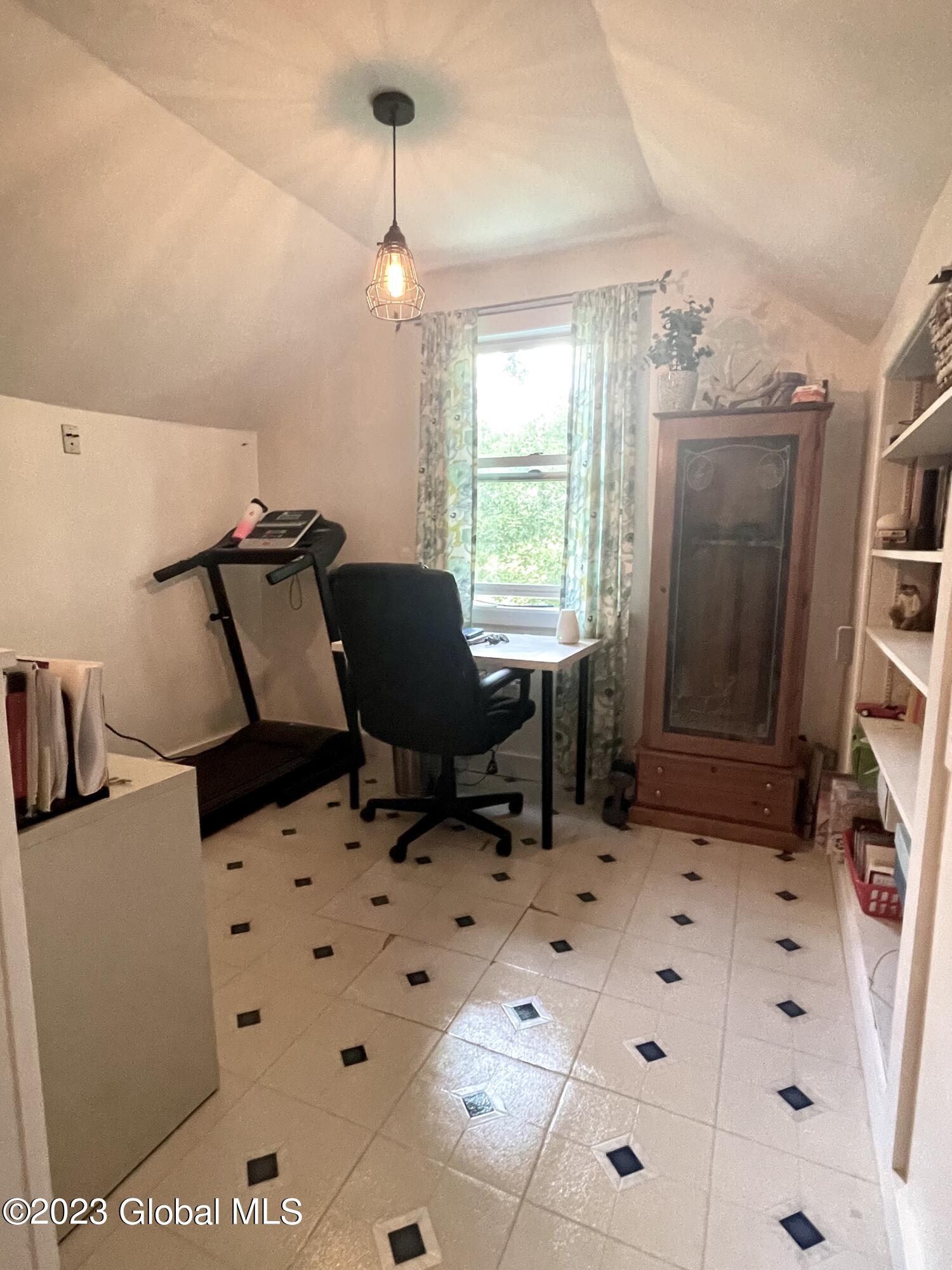 317 Hubb Shutts Road Cobleskill, NY 12043 - Photo 15 of 31 Office