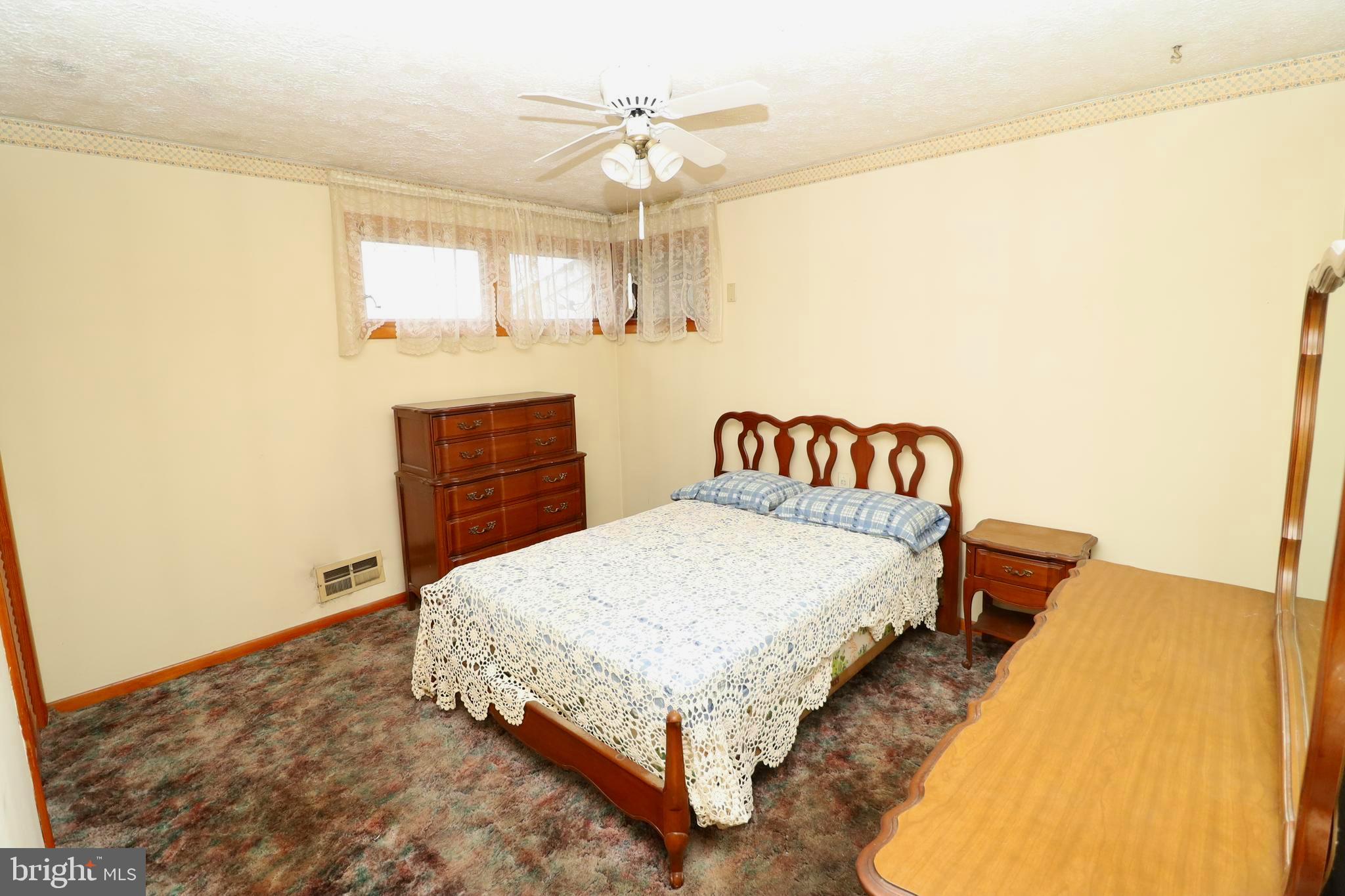 1227 Hillshire Road Baltimore, MD 21222 - Photo 12 of 23
