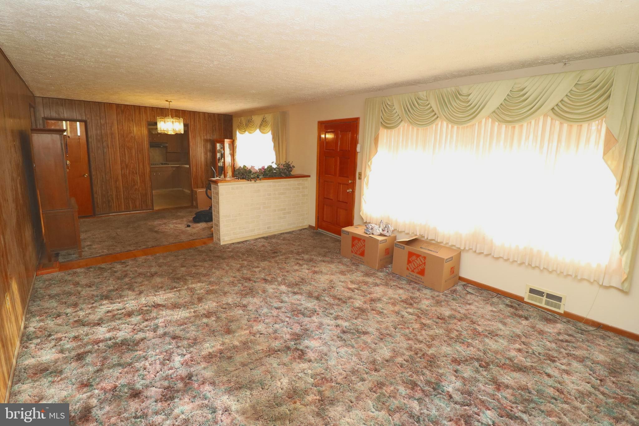 1227 Hillshire Road Baltimore, MD 21222 - Photo 3 of 23