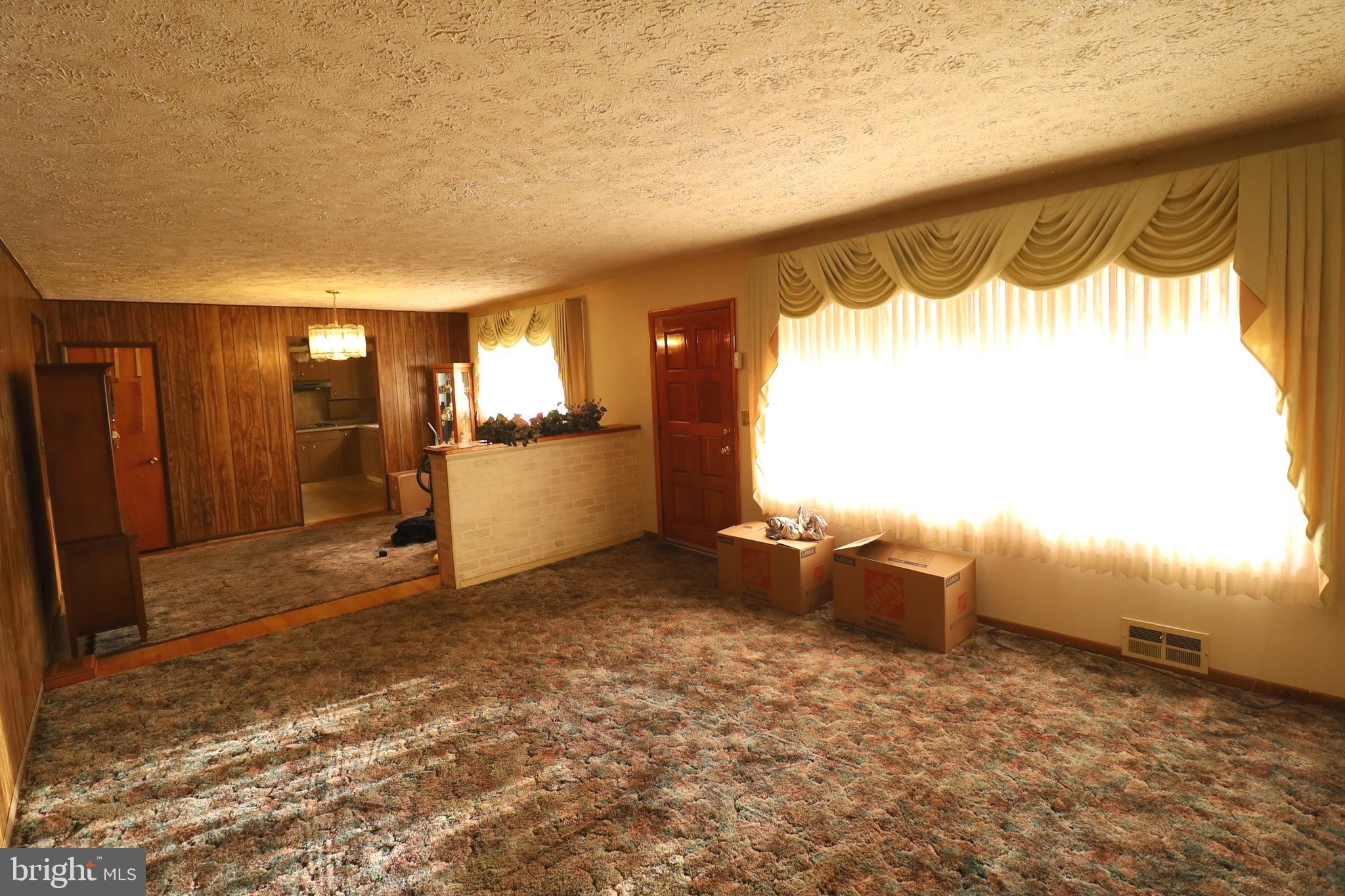 1227 Hillshire Road Baltimore, MD 21222 - Photo 6 of 23