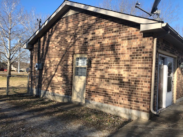 575 Needmore Road Clarksville, TN 37040 - Photo 14 of 47