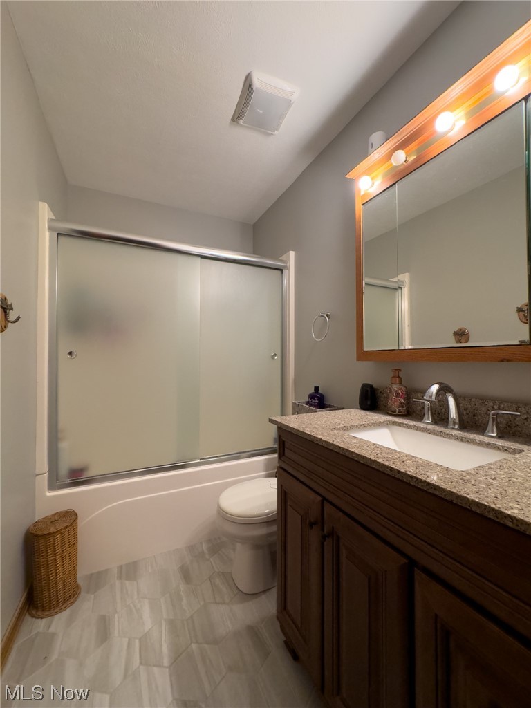 384 State Road Geneva, OH 44041 - Photo 12 of 23 Gallery Image 12