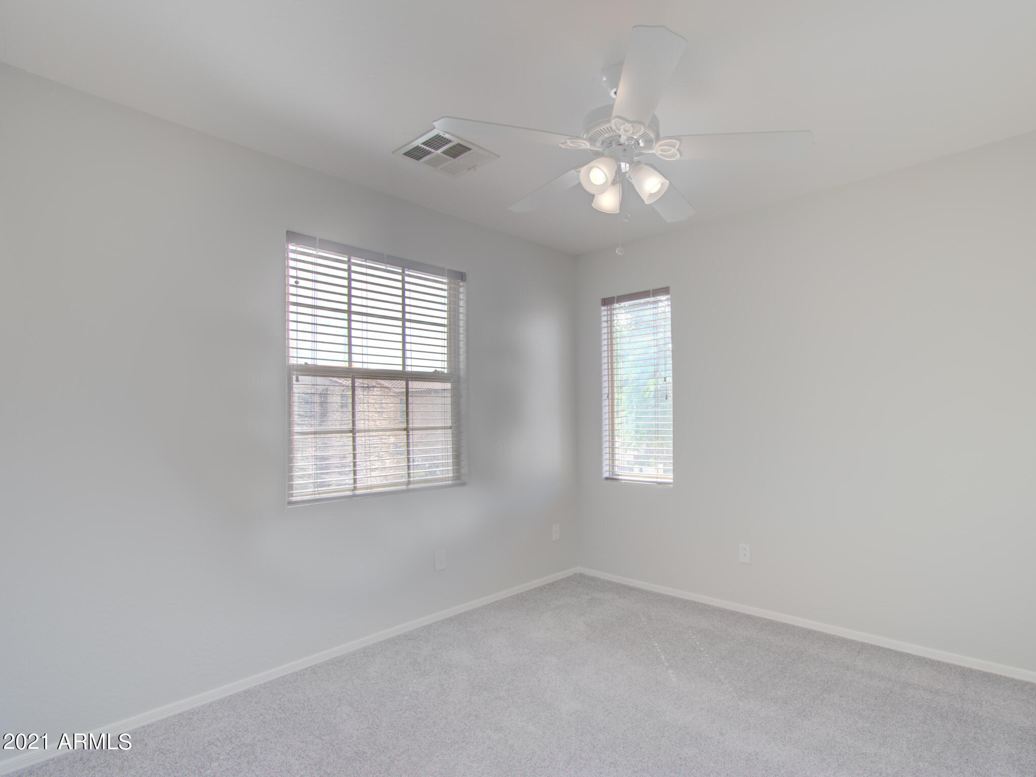 2982 East Megan Street Gilbert, AZ 85295 - Photo 14 of 23 18