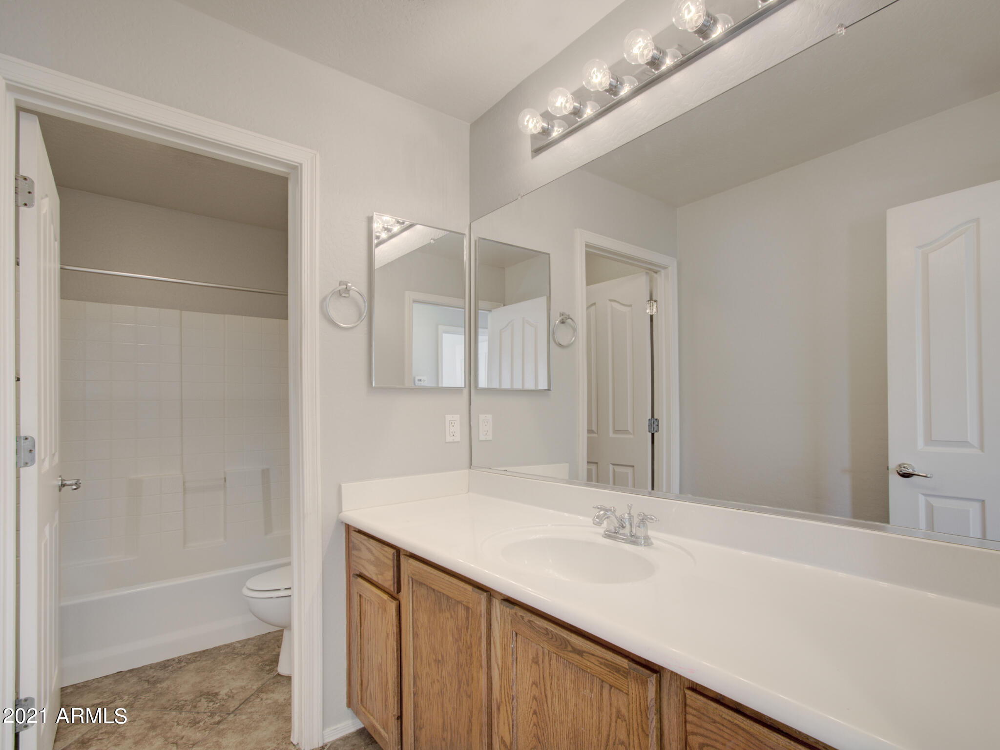 2982 East Megan Street Gilbert, AZ 85295 - Photo 16 of 23 20