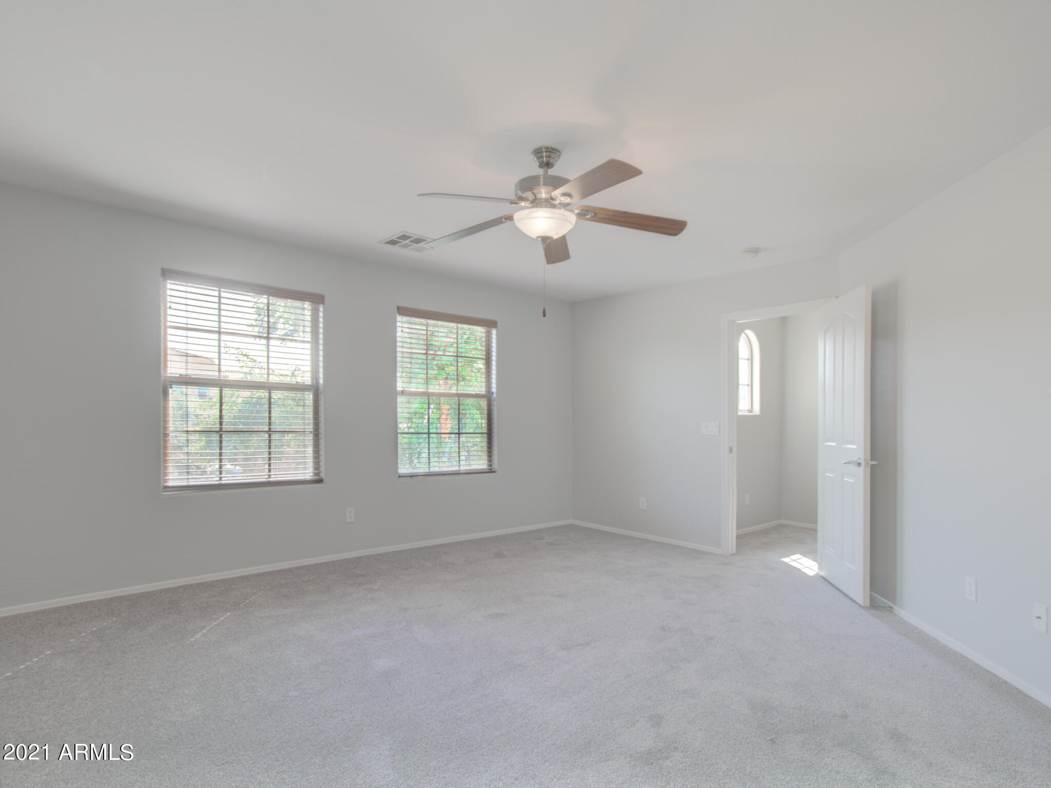 2982 East Megan Street Gilbert, AZ 85295 - Photo 6 of 23 15