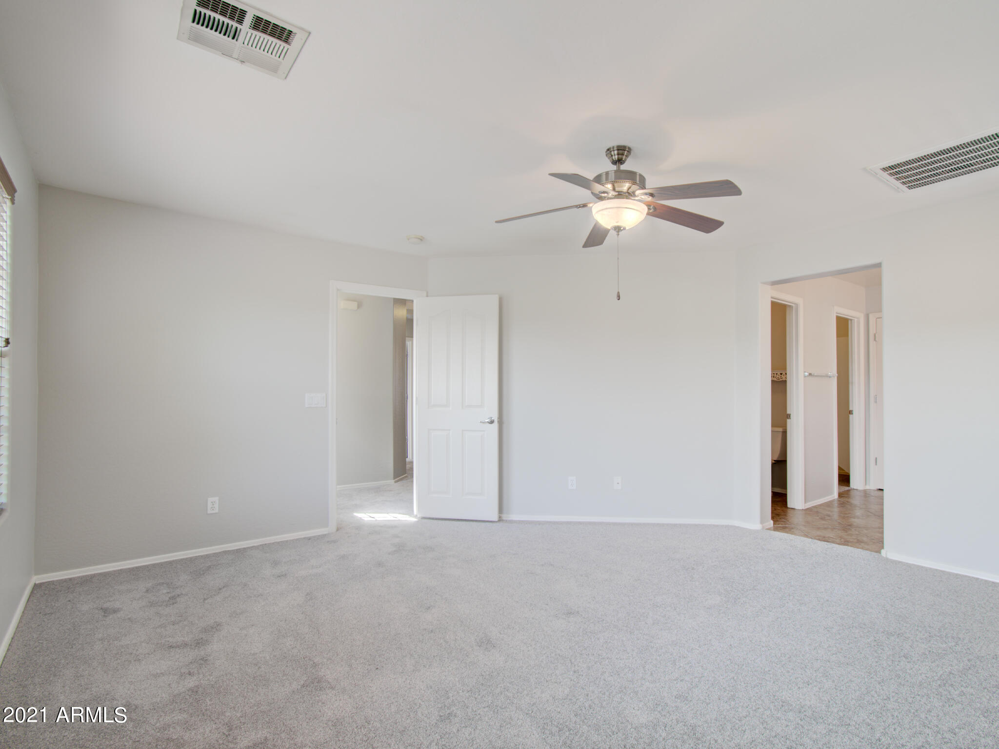 2982 East Megan Street Gilbert, AZ 85295 - Photo 8 of 23 14
