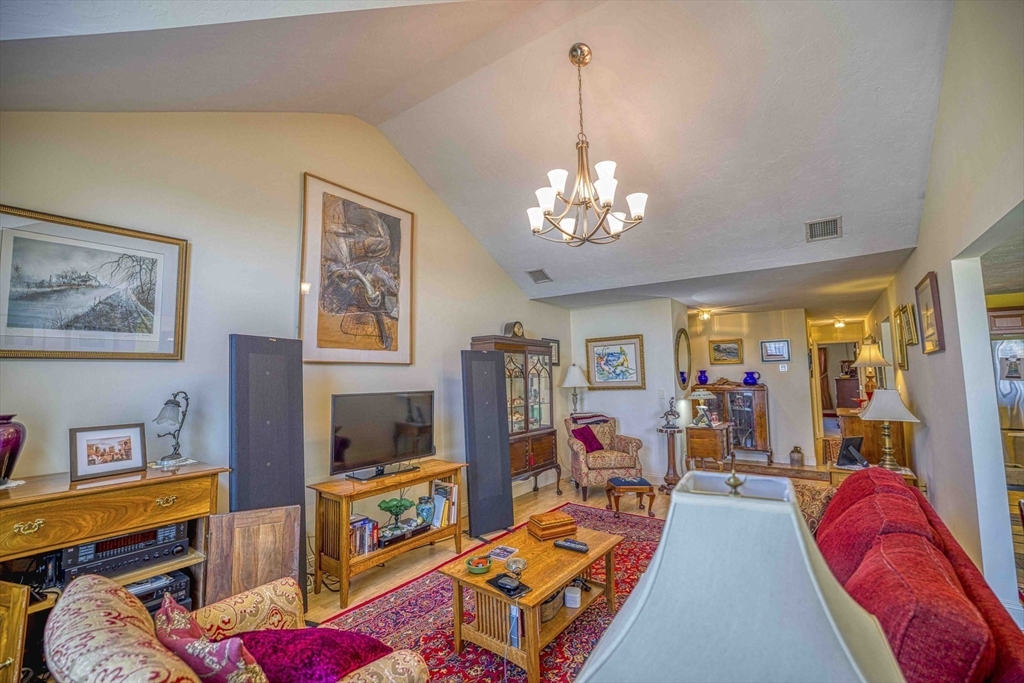 700 Shore Drive, Unit 9906 Fall River, MA 02721 - Photo 9 of 22 Gallery Image 9