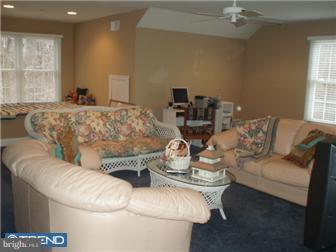 446 Ridge Lane Springfield, PA 19064 - Photo 11 of 12