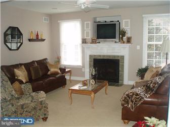 446 Ridge Lane Springfield, PA 19064 - Photo 6 of 12 Family Room