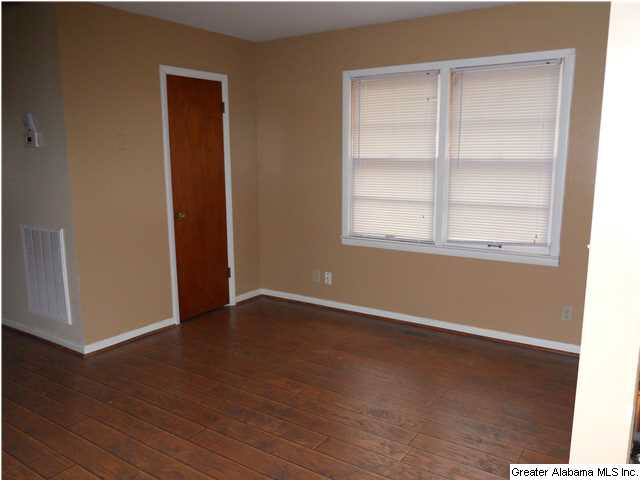 109 Marble Valley Road Sylacauga, AL 35151 - Photo 9 of 27