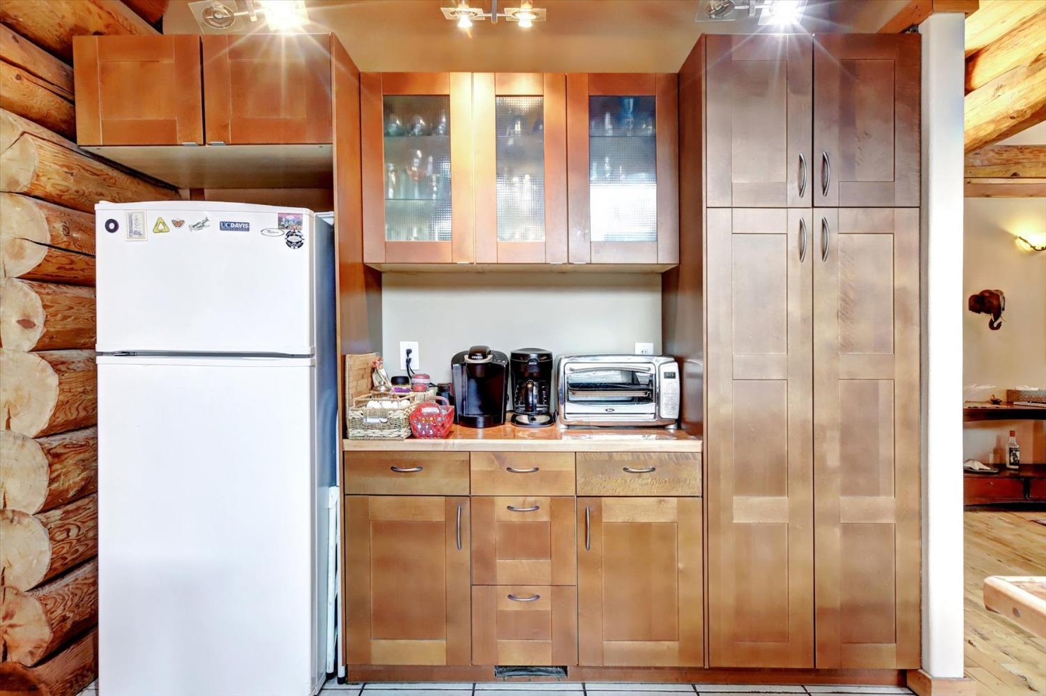 9844 Township Road Browns Valley, CA 95918 - Photo 12 of 35 a kitchen with a refrigerator and a stove