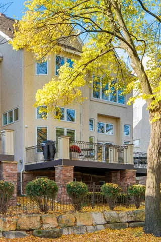 $1,495,000 | 506 River Street, Minneapolis, MN 55401