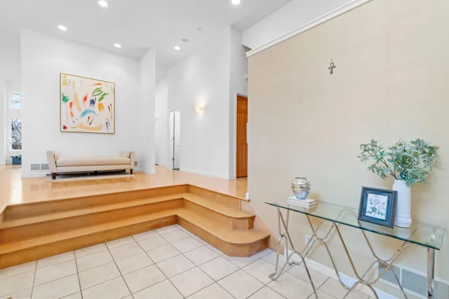 $1,495,000 | 506 River Street, Minneapolis, MN 55401