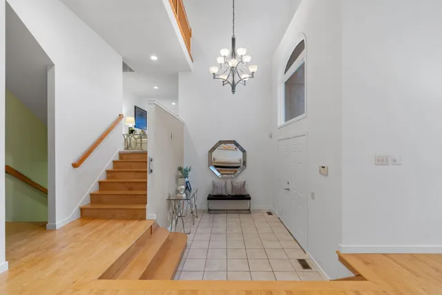 $1,495,000 | 506 River Street, Minneapolis, MN 55401