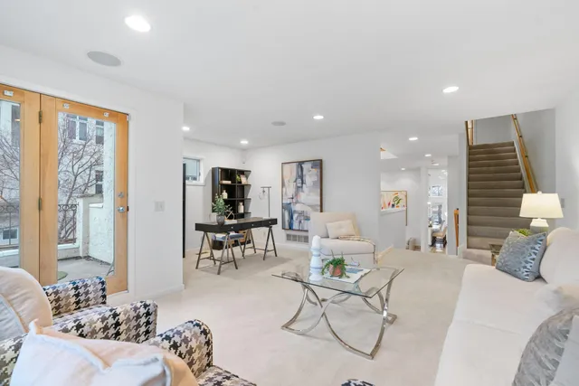 $1,495,000 | 506 River Street, Minneapolis, MN 55401