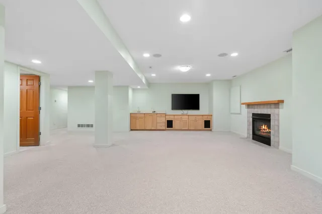 $1,495,000 | 506 River Street, Minneapolis, MN 55401