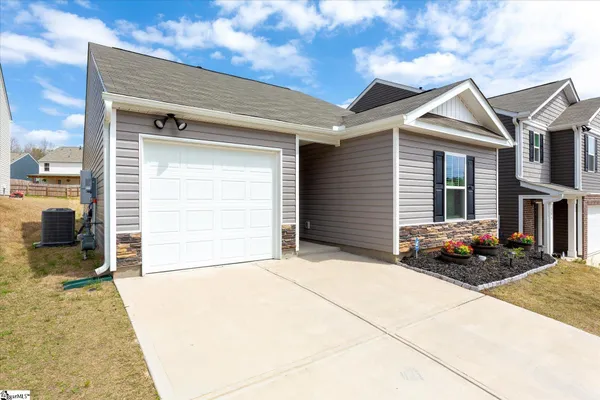 $265,000 | 107 Maple Street, Easley, SC 29640