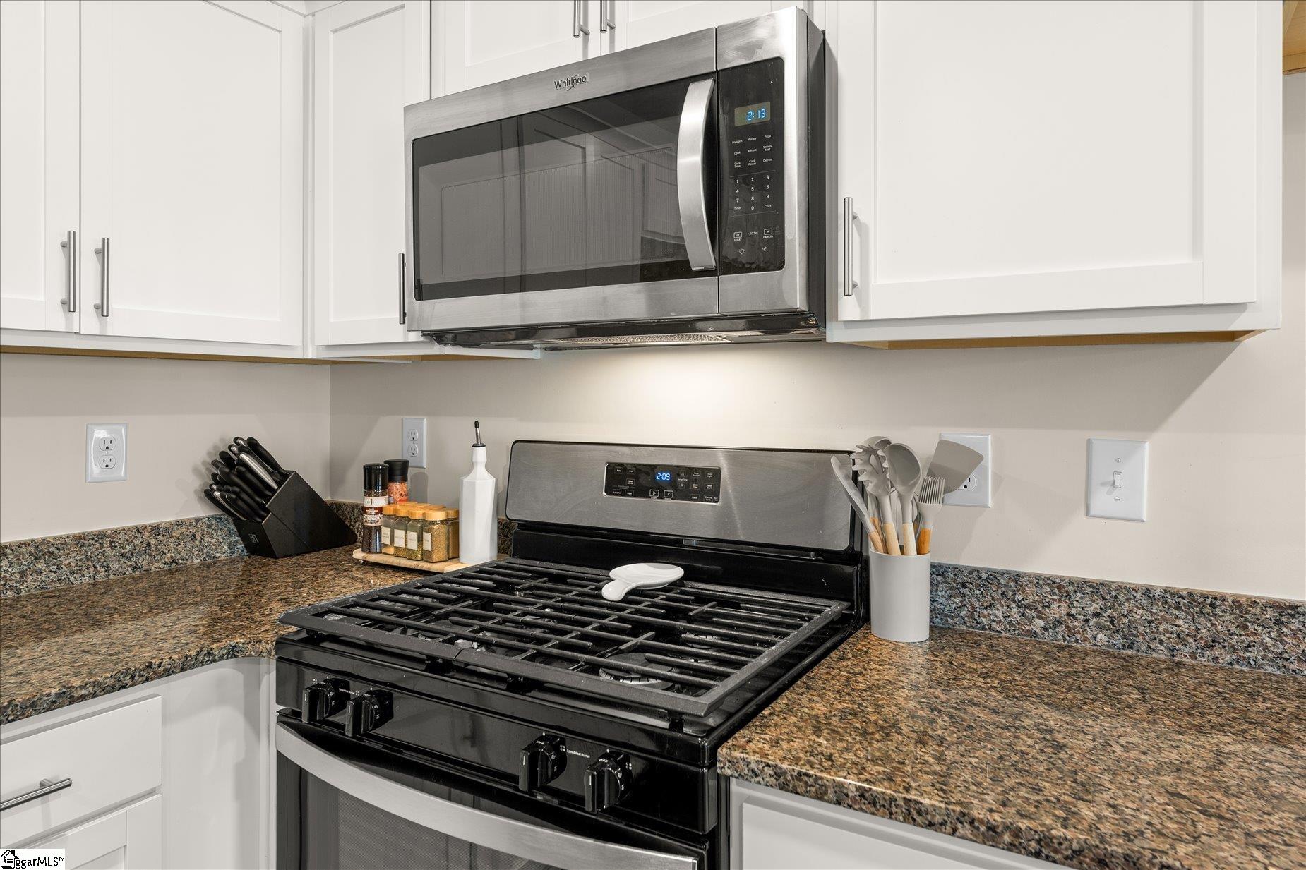 107 Maple Street Easley, SC 29640 - Photo 7 of 36