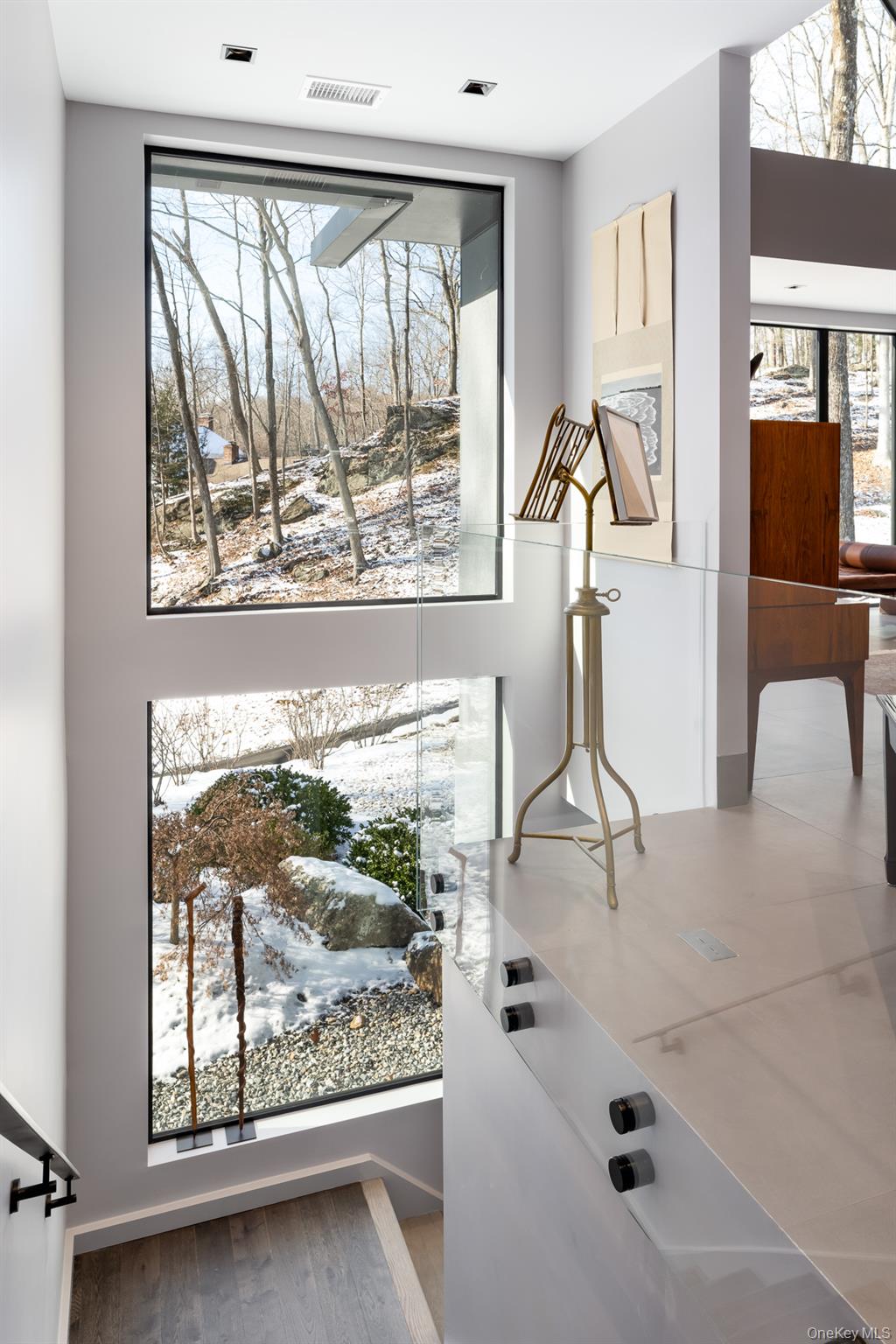 49 Indian Hill Road Pound Ridge, NY 10576 - Photo 19 of 34 a view of living room