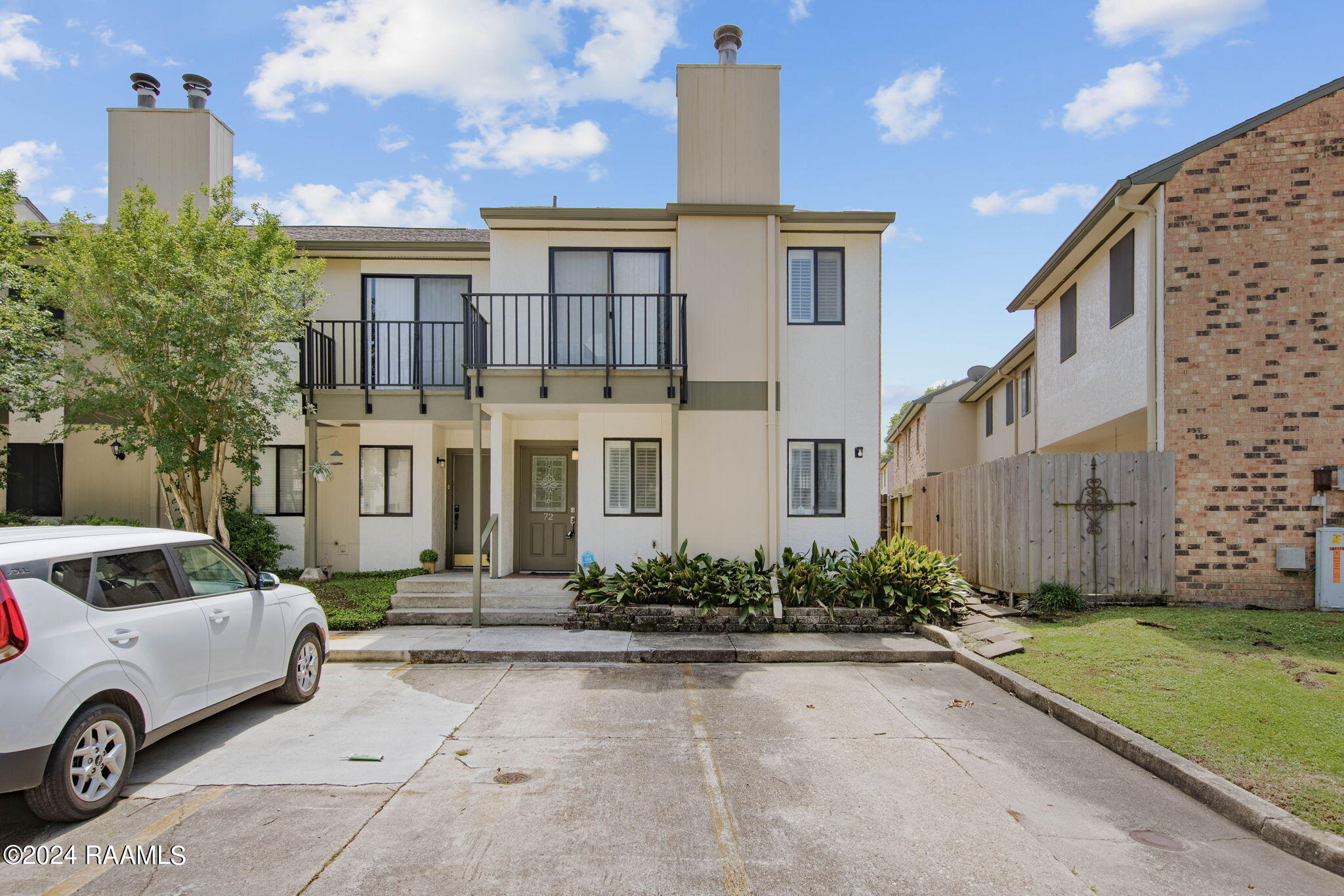 3500 East Simcoe Street, Unit 72 Lafayette, LA 70501 - Photo 1 of 22 1-web-or-mls-3500 E Simcoe 72-1