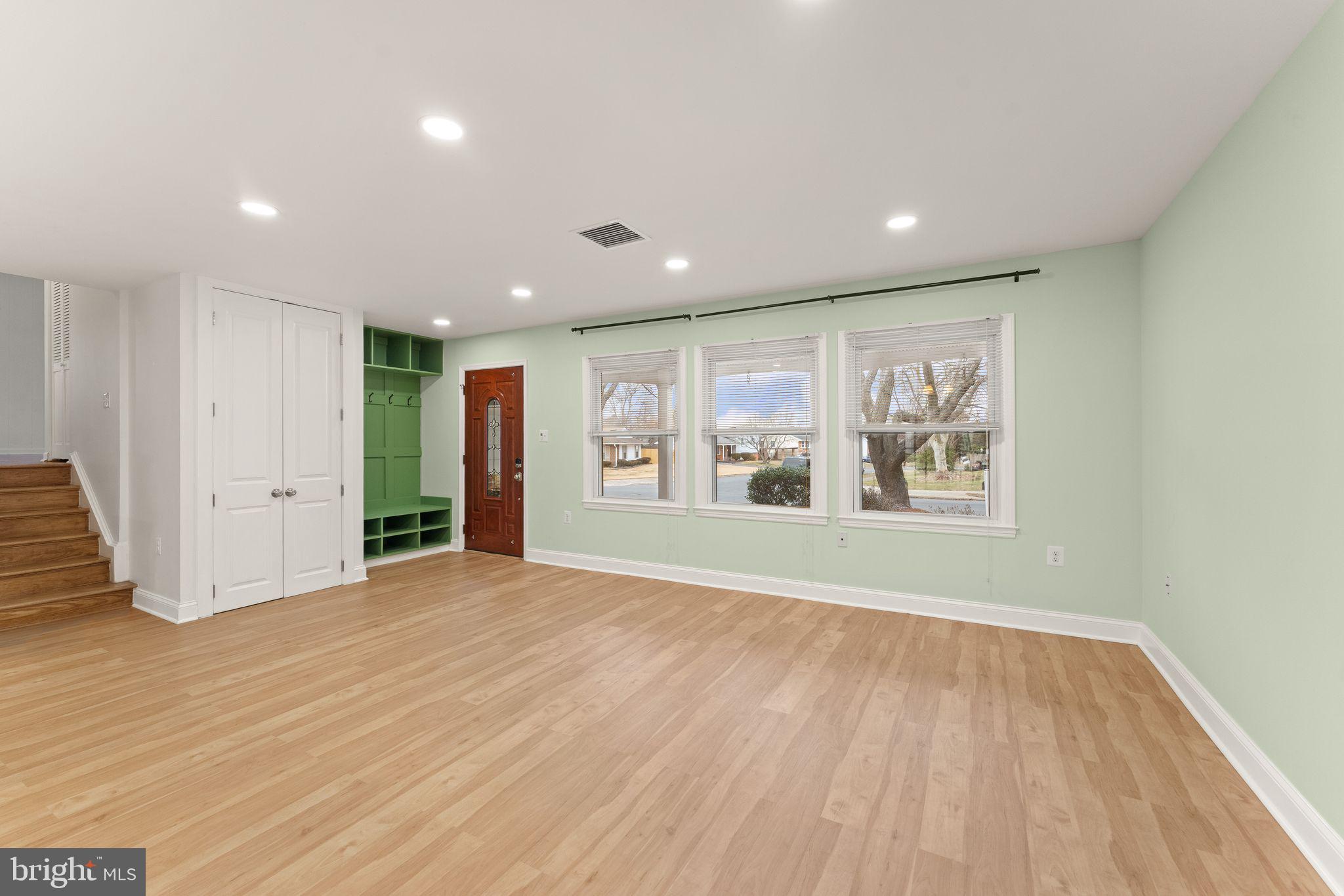 200 Williamsburg Road Sterling, VA 20164 - Photo 10 of 70