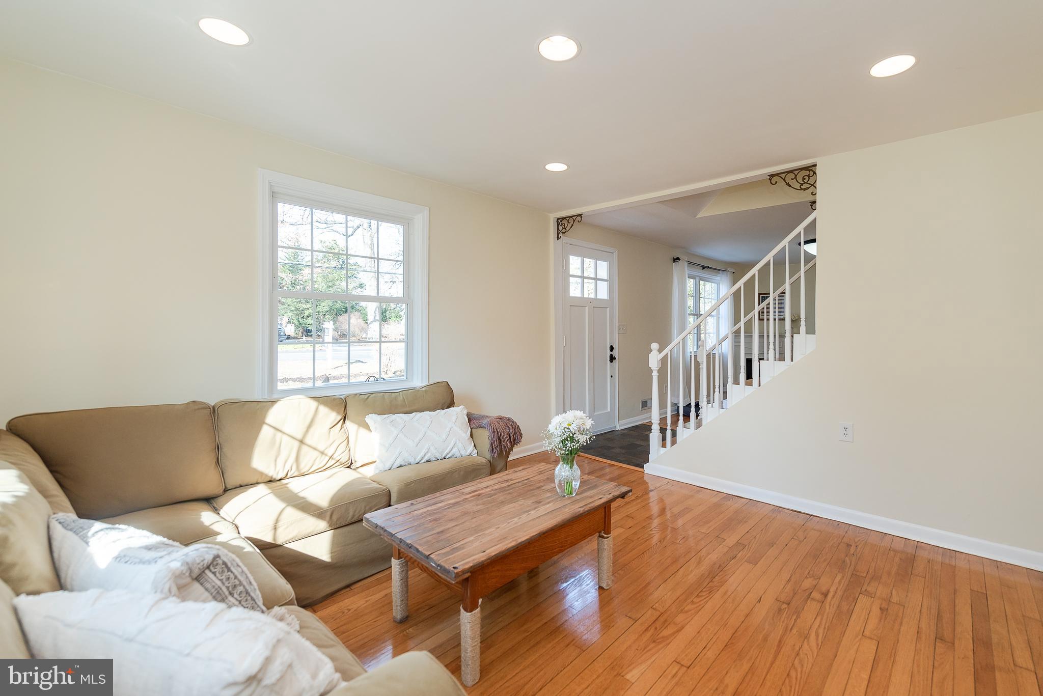 3609 Granite Road Woodstock, MD 21163 - Photo 6 of 48 Living Room