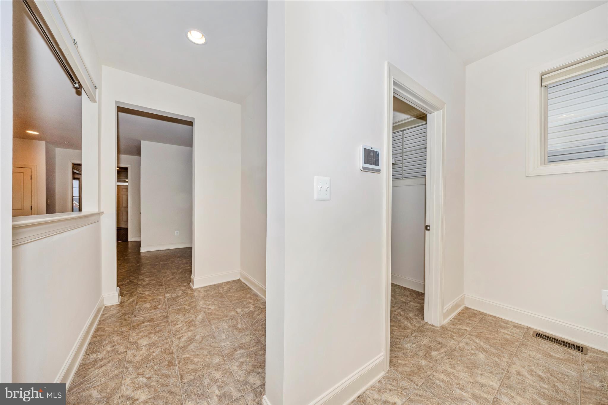 10907 Veranda Lane Monrovia, MD 21770 - Photo 28 of 81 Hallway