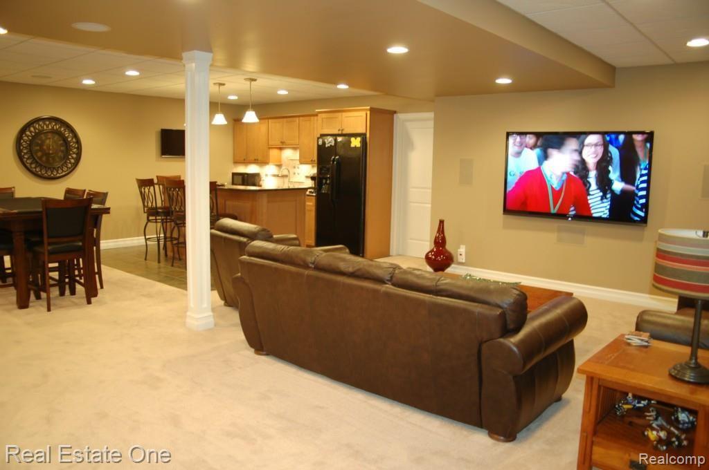 476 Oakbridge Drive Rochester, MI 48306 - Photo 34 of 38 BASEMENT 6.jpg
