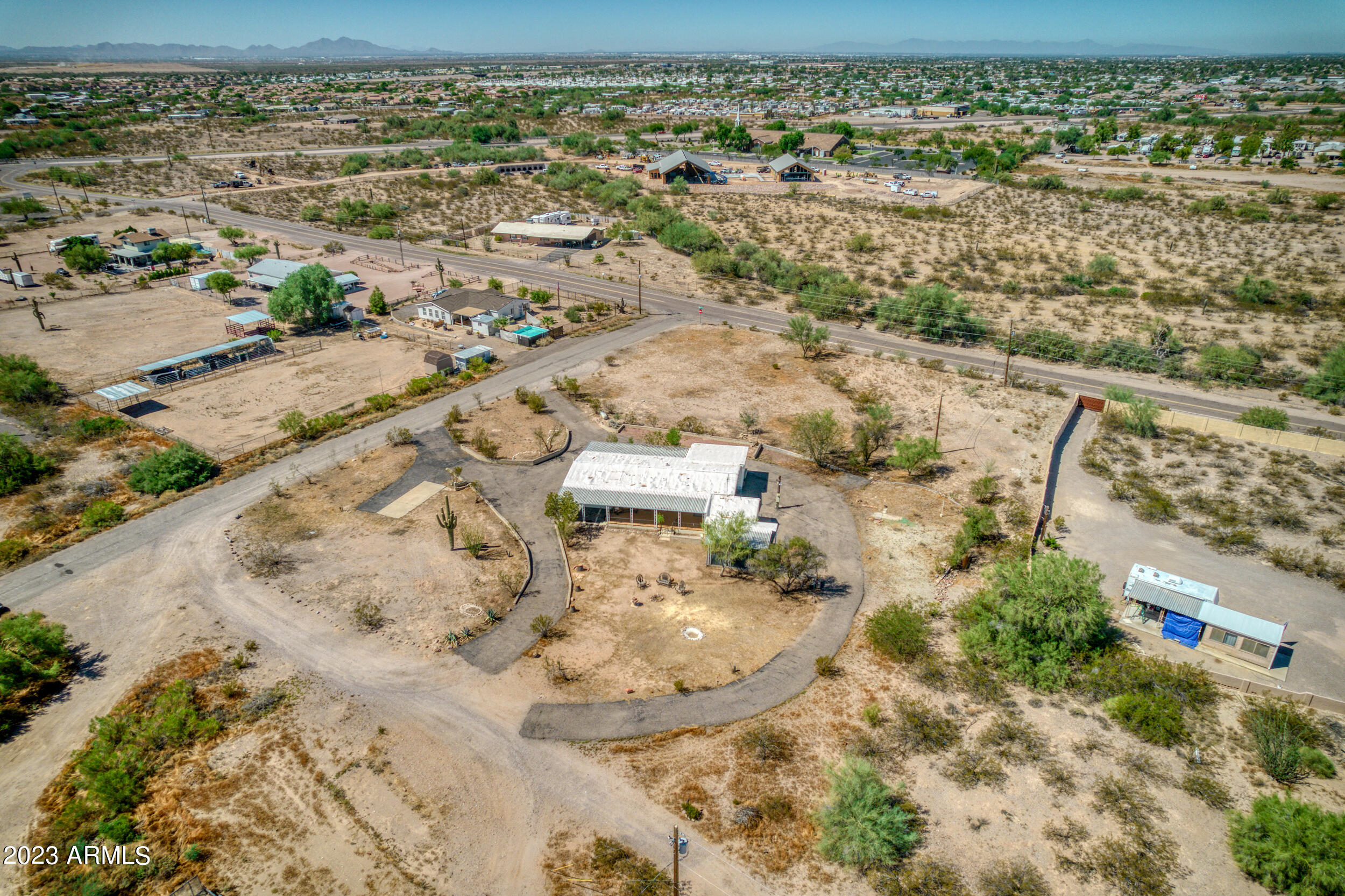 1781 South Starr Road Apache Junction, AZ 85119 - Photo 32 of 39 46