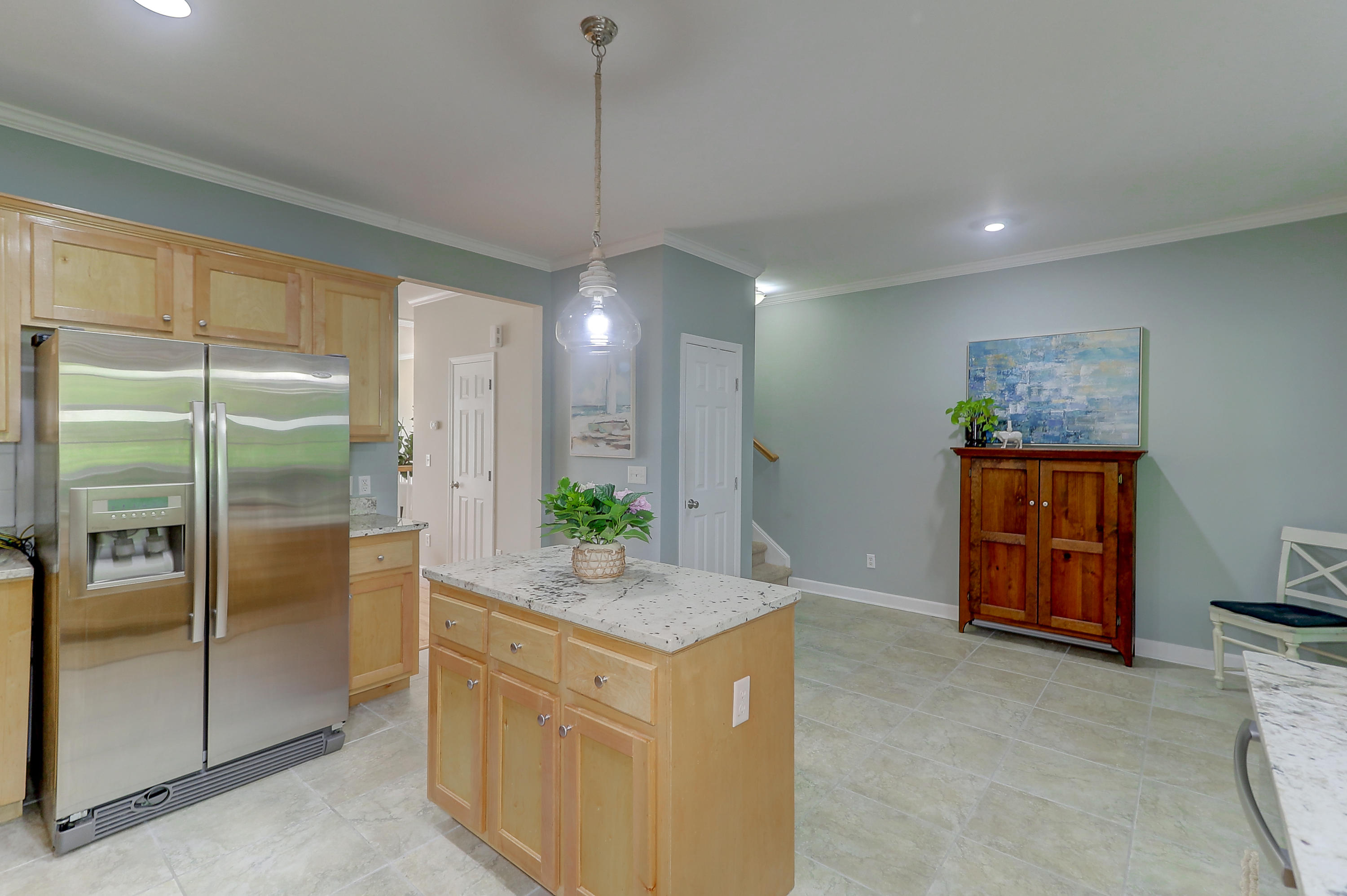 256 Fair Sailing Road Mount Pleasant, SC 29466 - Photo 17 of 51 Kitchen