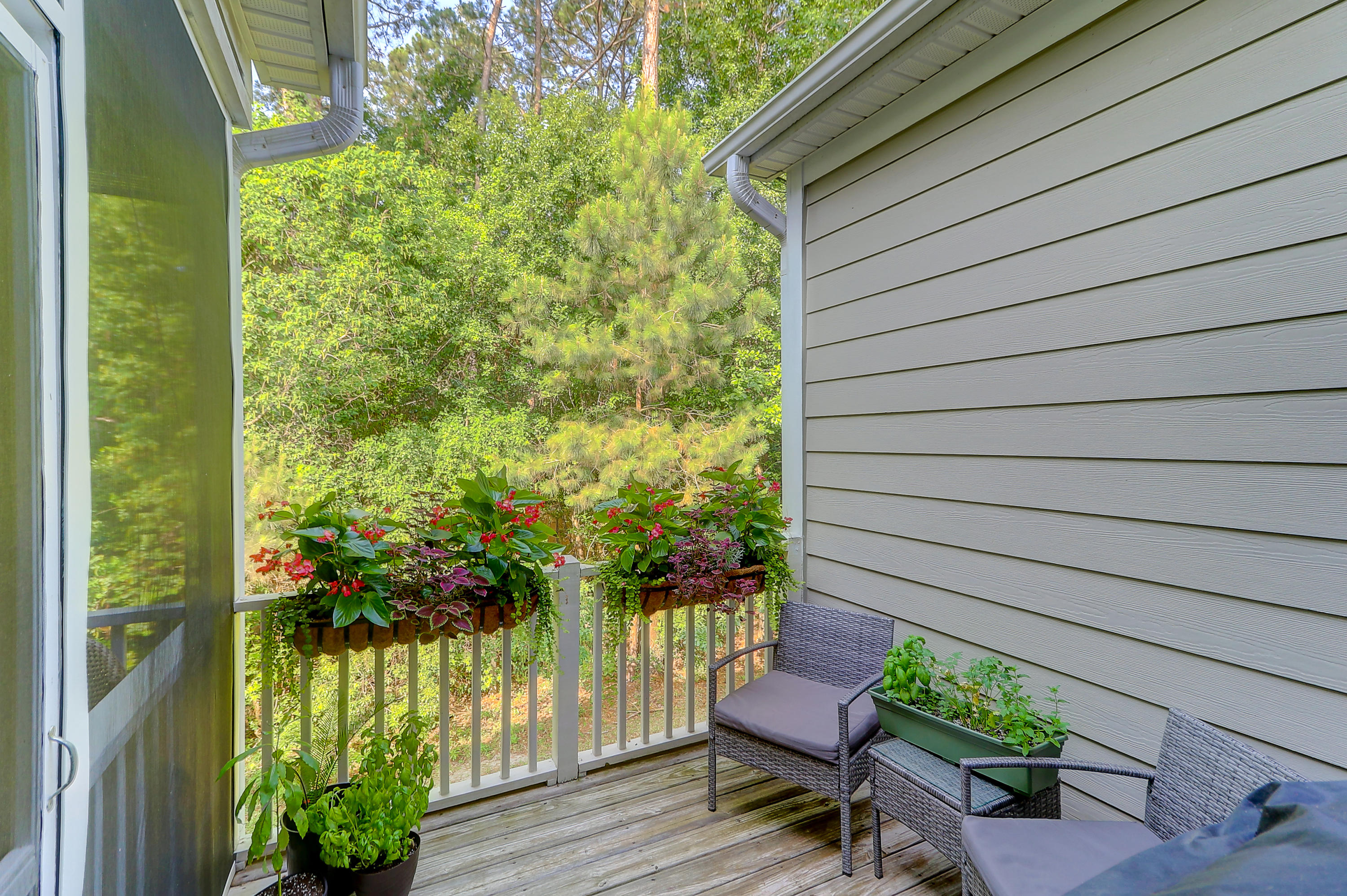 256 Fair Sailing Road Mount Pleasant, SC 29466 - Photo 25 of 51 Grilling Deck