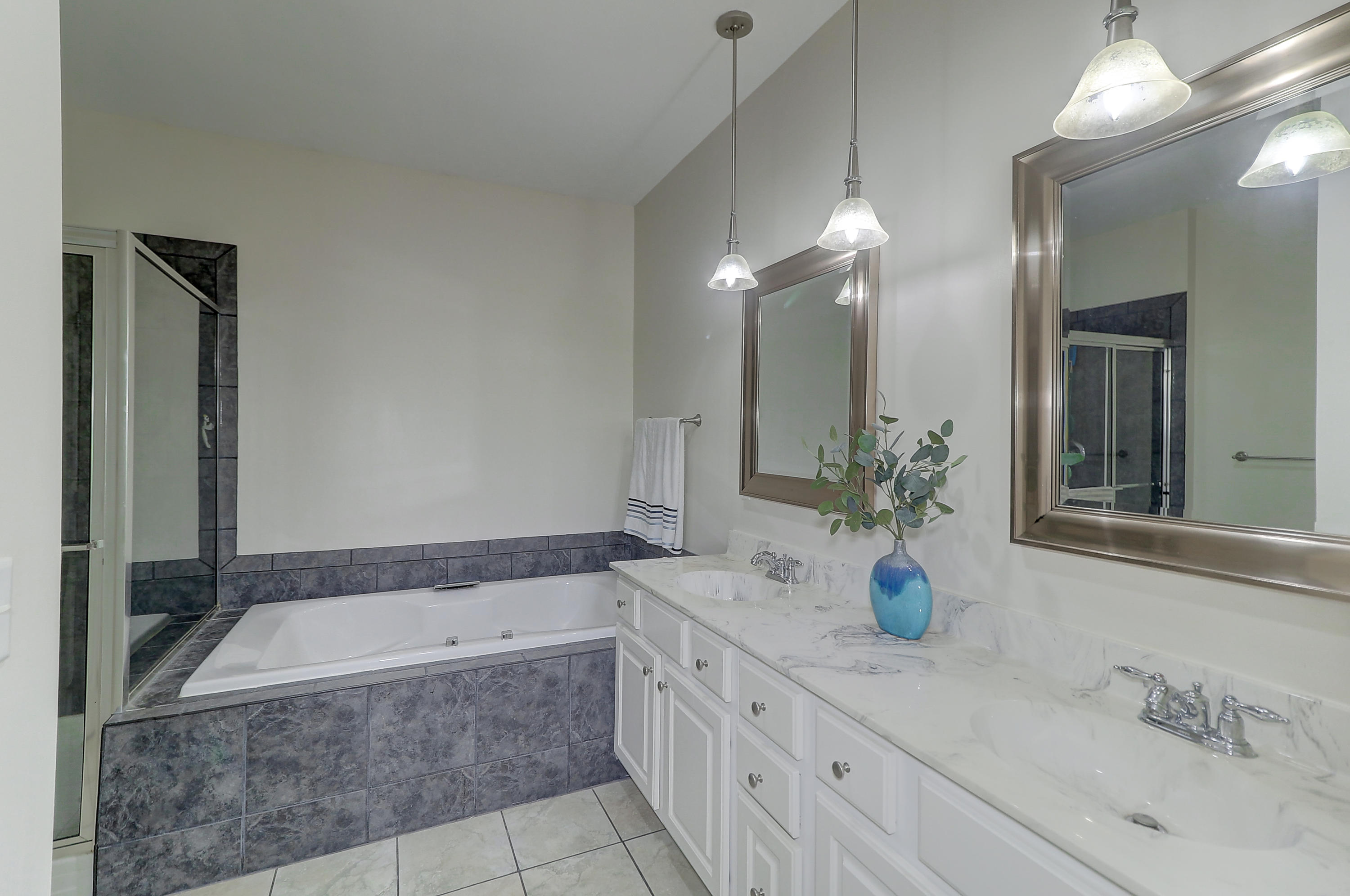 256 Fair Sailing Road Mount Pleasant, SC 29466 - Photo 32 of 51 Master Bathroom