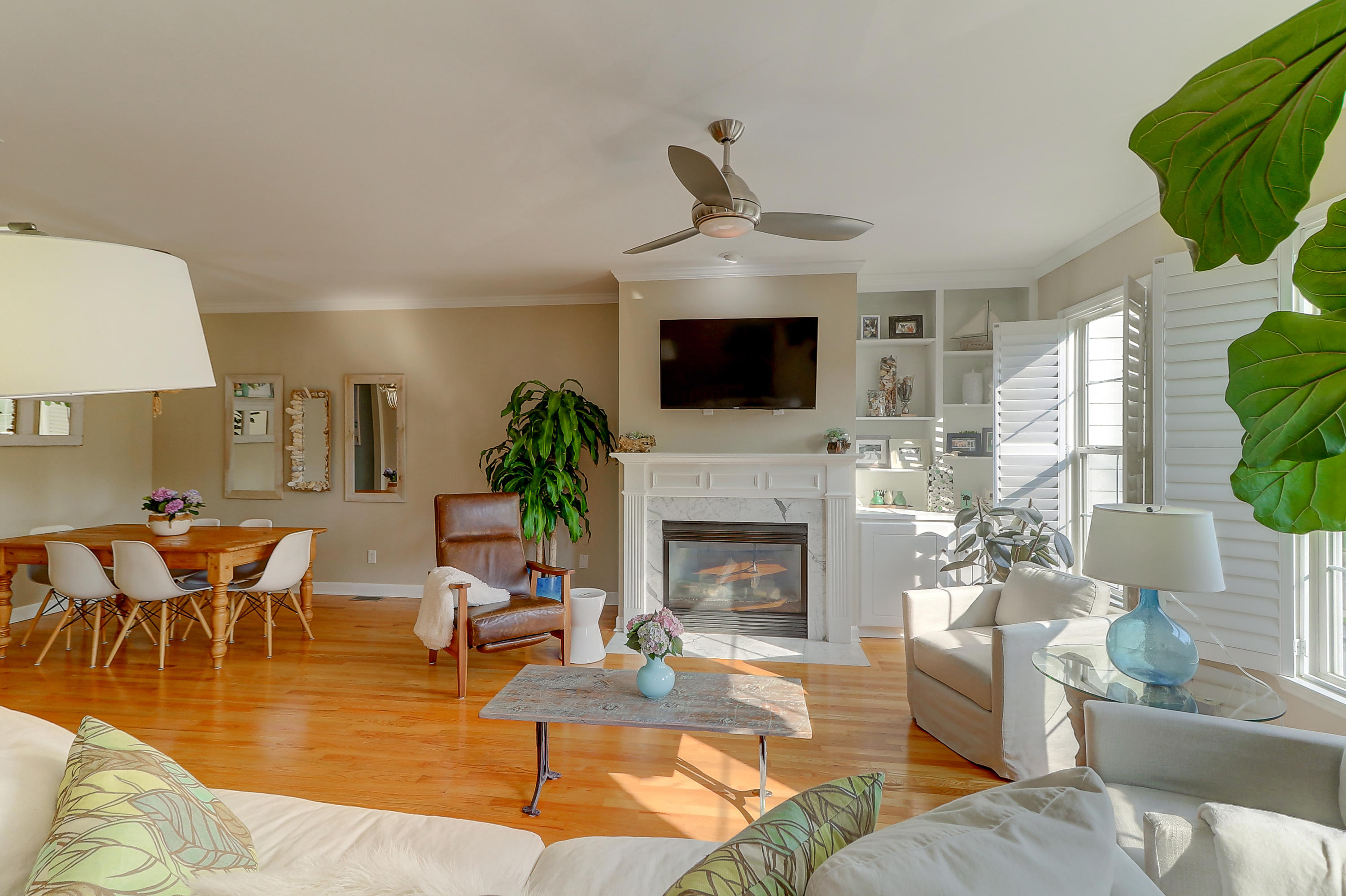256 Fair Sailing Road Mount Pleasant, SC 29466 - Photo 7 of 51 Family Room