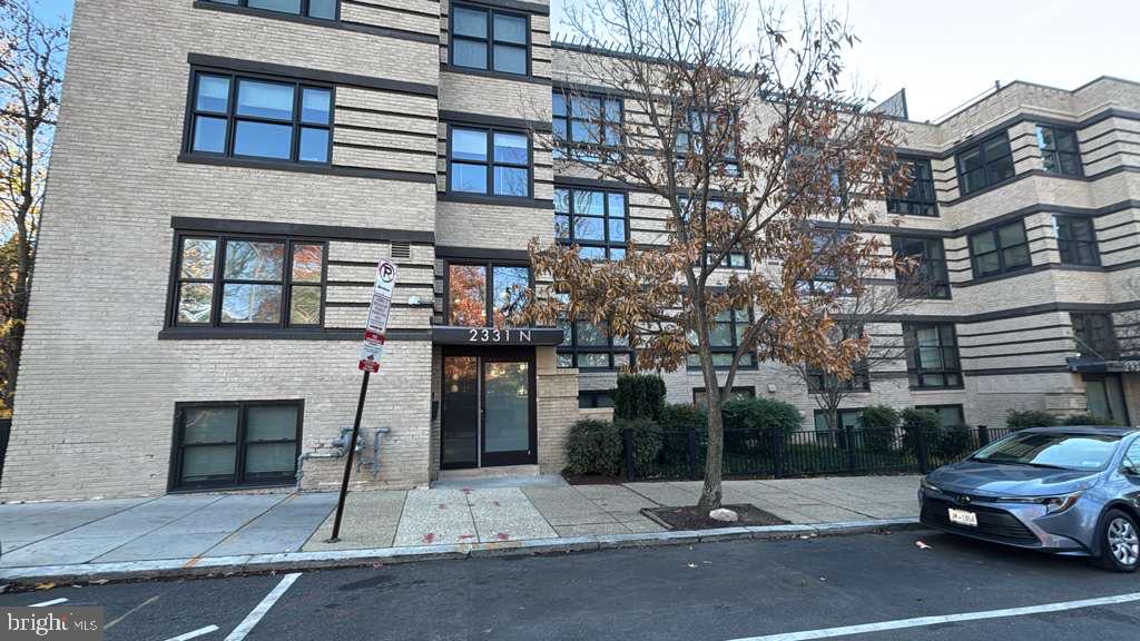 2331 15th Street Northwest, Unit 406N Washington, DC 20009 - Photo 9 of 11