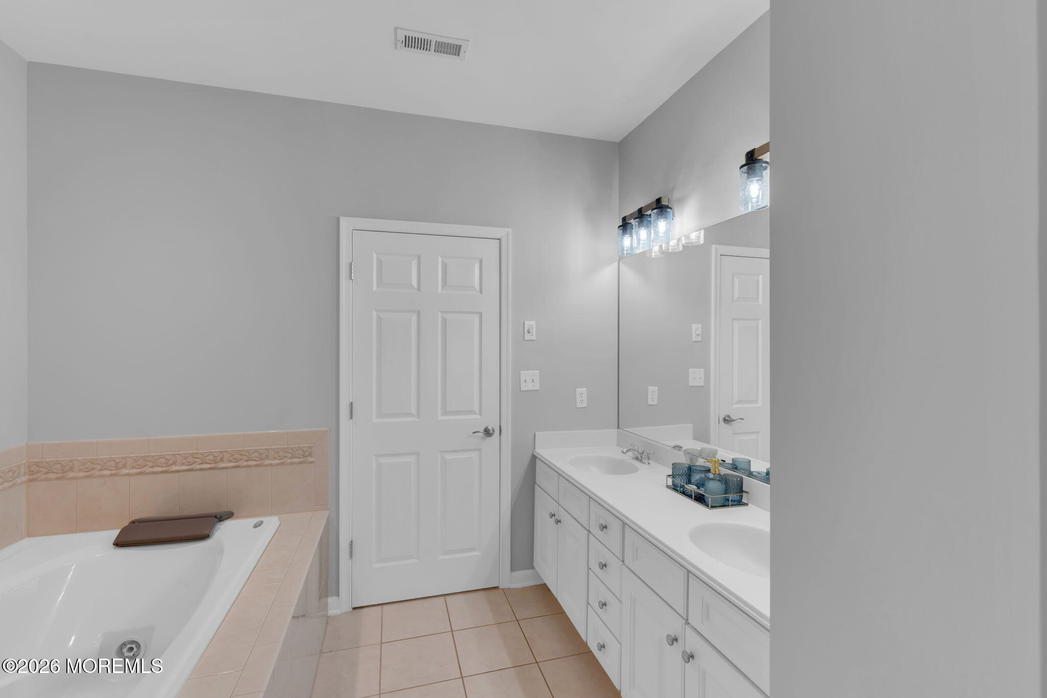 22 Cooper Avenue, Unit 113 Long Branch, NJ 07740 - Photo 34 of 43 31-web-or-mls-DSC07736