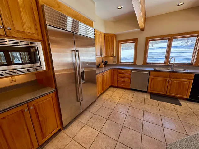 $2,950,000 | 104 Upper Stonehouse Mountain Road, Orford, NH 03777