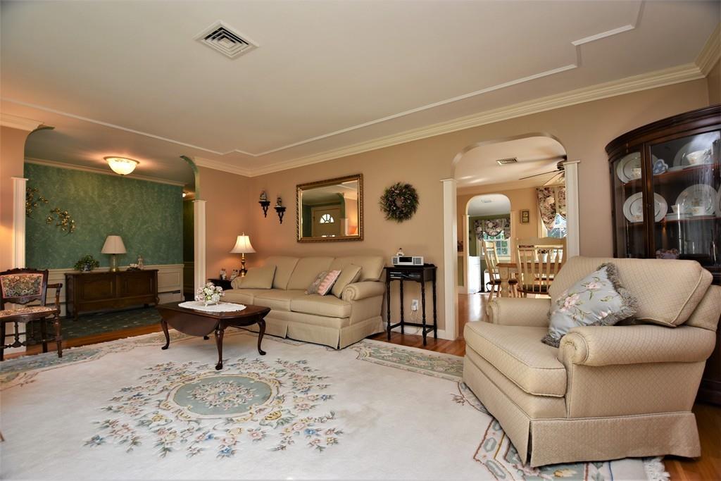 5 Keans Road Burlington, MA 01803 - Photo 6 of 27 Gallery Image 6