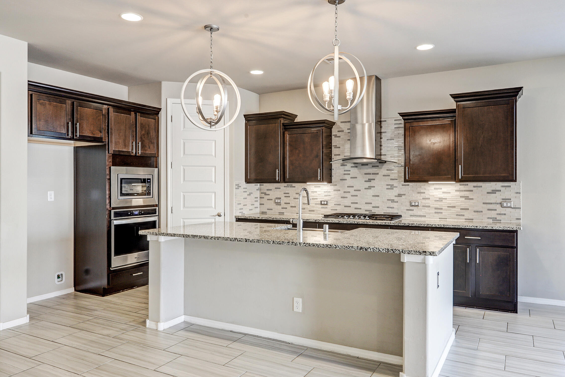 6305 Kestrel Drive Northeast Rio Rancho, NM 87144 - Photo 13 of 26 Gallery Image 13