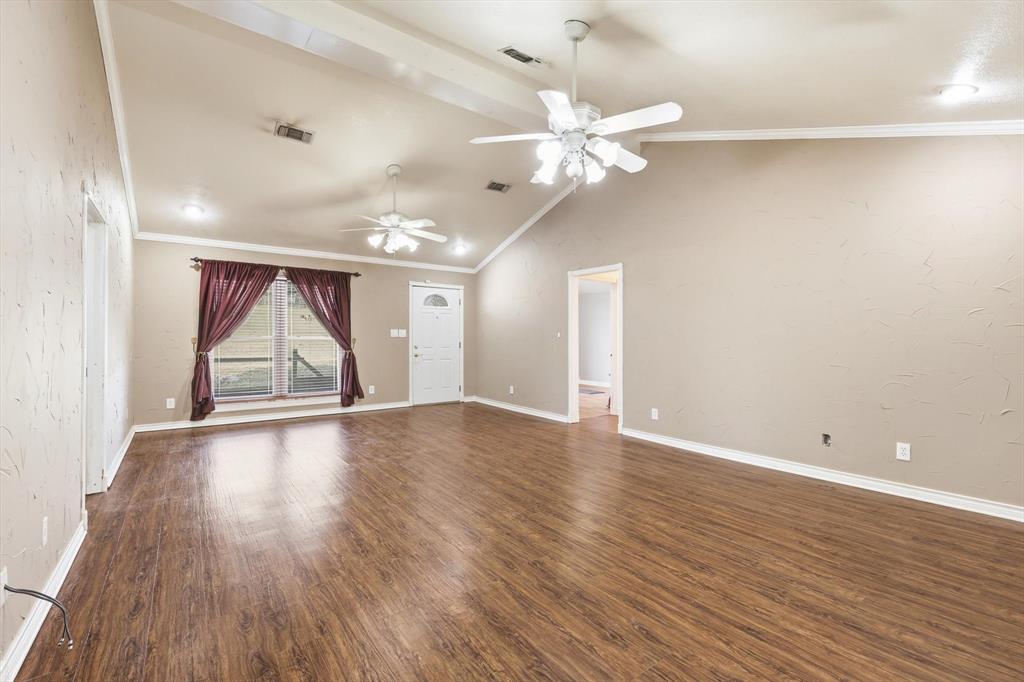 123 Valley Ranch Road Sherman, TX 75092 - Photo 5 of 40 Living rom