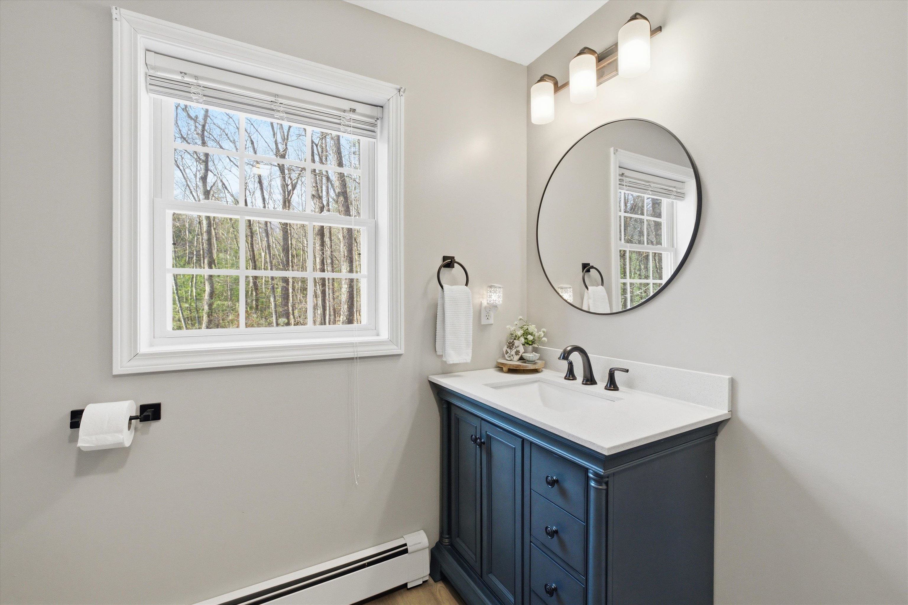 64 Peppermint Street Goffstown, NH 03045 - Photo 19 of 50