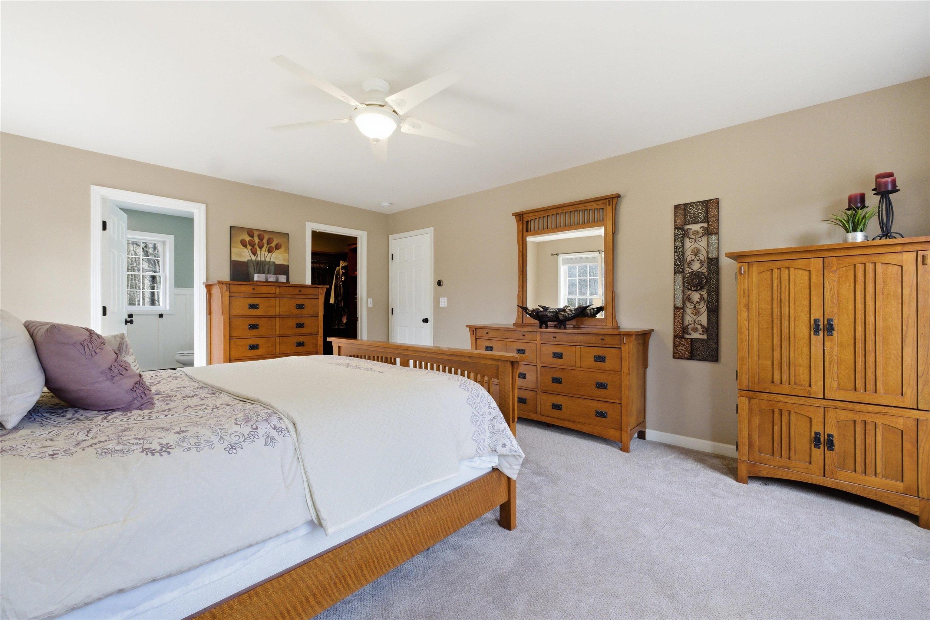 64 Peppermint Street Goffstown, NH 03045 - Photo 21 of 50