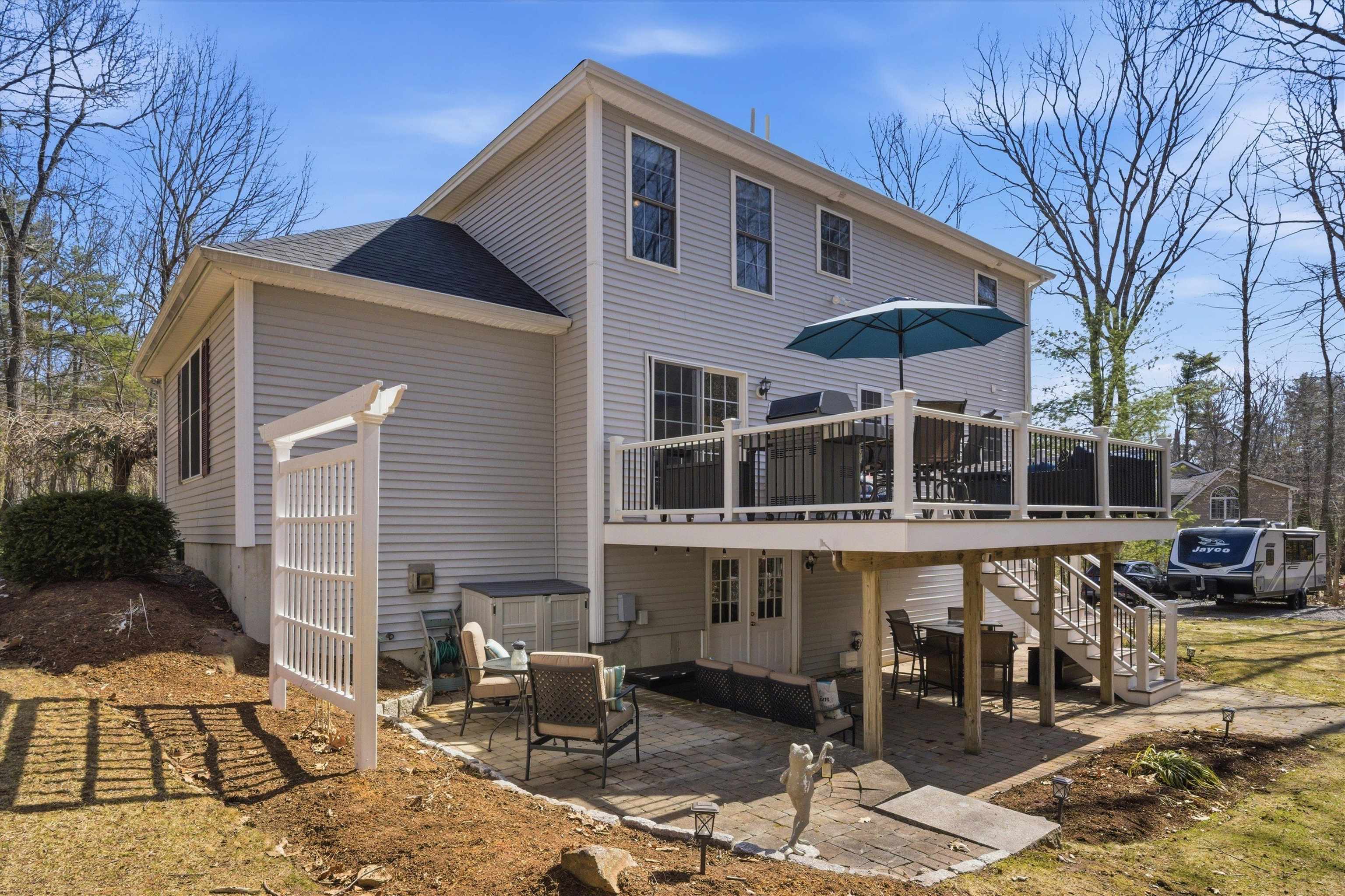 64 Peppermint Street Goffstown, NH 03045 - Photo 40 of 50