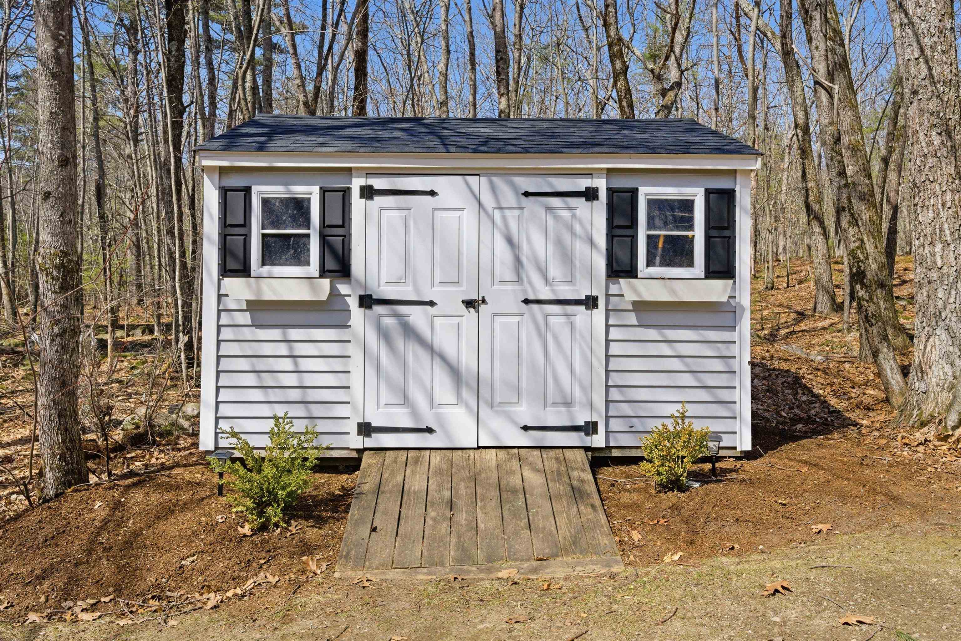 64 Peppermint Street Goffstown, NH 03045 - Photo 43 of 50