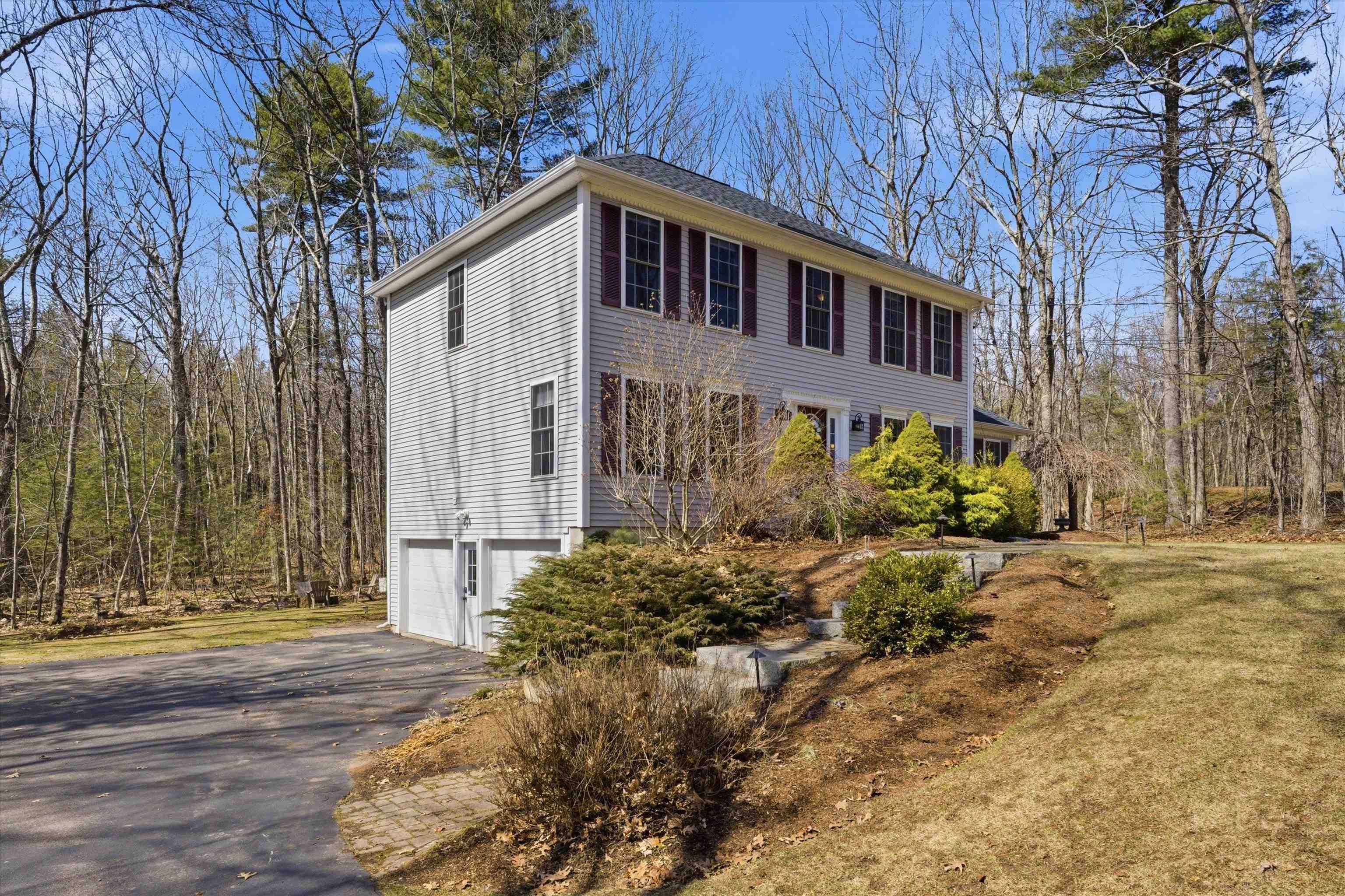 64 Peppermint Street Goffstown, NH 03045 - Photo 45 of 50