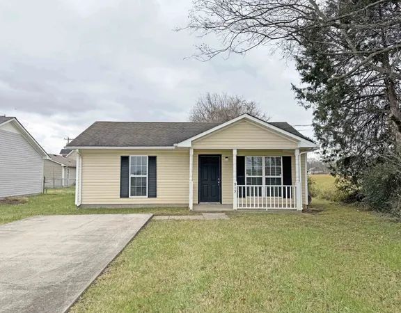 $169,900 | 915 State Line Road, Oak Grove, KY 42262