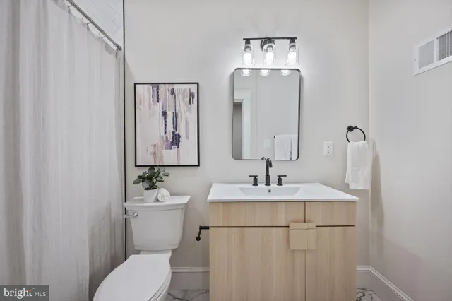 $475,000 | 1010 Leeds Avenue, Baltimore, MD 21229